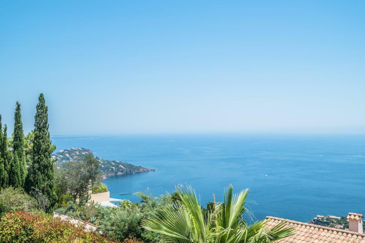 Villa Palm Le Trayas Exteriör bild